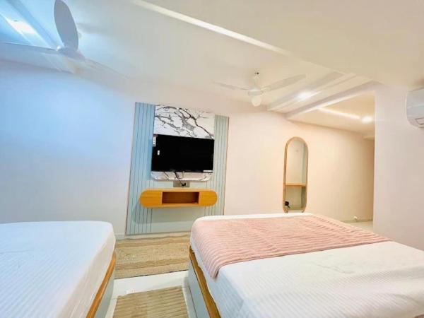 Hotel shivalay