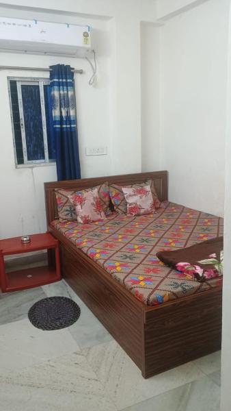 BYAPARI PALACE GUEST HOUSe, Забронировать  Калькутта East Zone