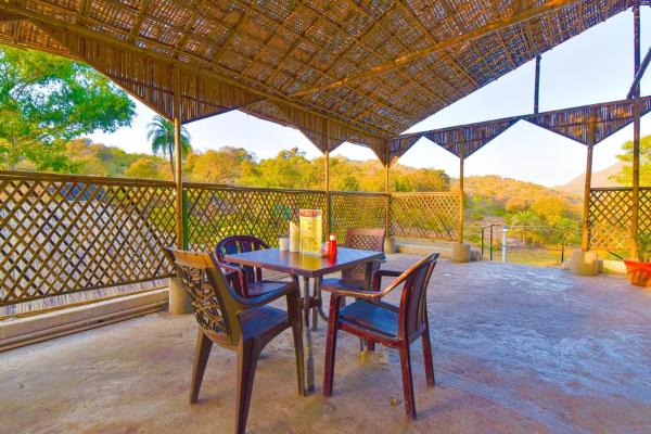 Hotel Happy Forest Inn, Забронировать  Отели штата Раджастхана с парковкой, Парковка