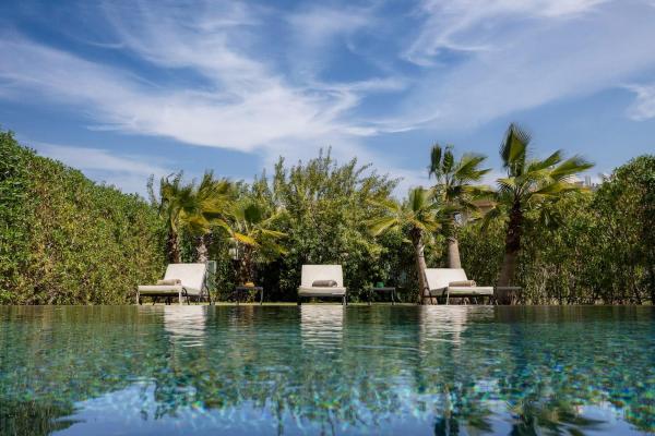 Villa Sunstone Marrakech, Забронировать  Марракеш Марракеш-Тенсифт-Эль-Хауз, рядом с Noria Golf Course