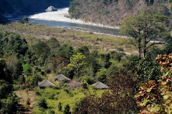 Vanghat Lodge, Забронировать  Отели штата Махараштры с парковкой, Парковка