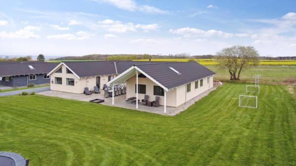 Villavilla 318 - Skåstrup Strand, Fyn Og Øer, Забронировать  Отели Богенсе с бассейном, Бассейн