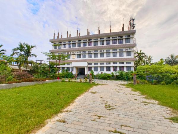 Budget Friendly Rooms at Taj Heritage Hotel And Restaurant, Забронировать  Джорхат штат Ассам