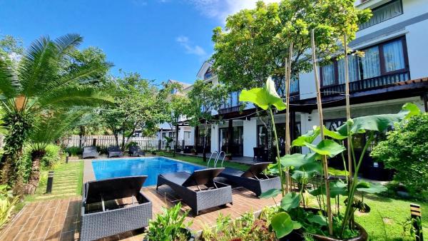 HKD Sunny Villa, Забронировать  Отели Острова Фукуок с бассейном, Бассейн