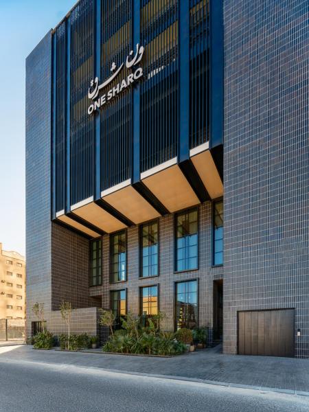 One Sharq Boutique Hotel, Kuwait, Забронировать  Эль-Кувейт 