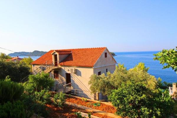 Apartments by the sea Karbuni, Korcula - 23807, Забронировать  Blato Остров Млет