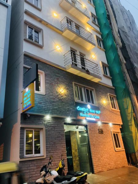 Hotel Ronvix Madiwala and CoLive, Забронировать  Бангалор штат Карнатака, рядом с Университет Крайст