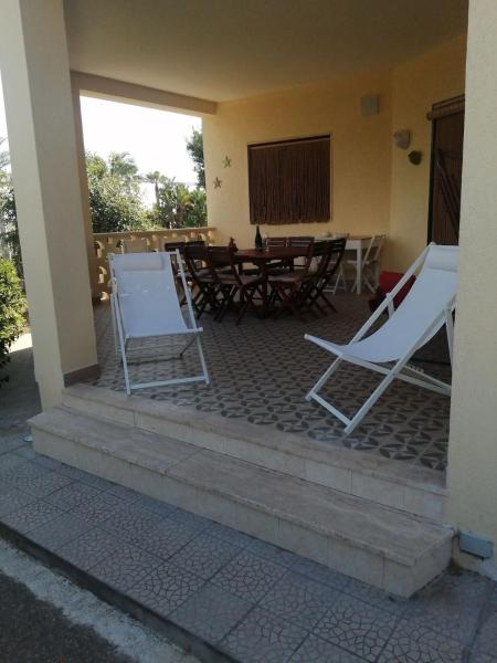 Villa Carrube fifty meters from the sea, Забронировать  Пульсано Саленто, рядом с Марина-ди-Пульсано