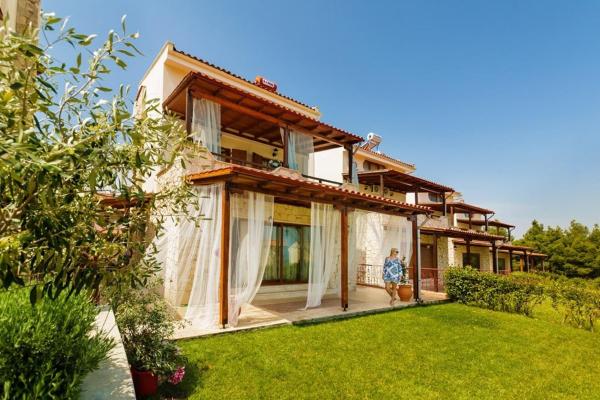 Villa Natalia, Забронировать  Отели Кассандра с бассейном, Бассейн