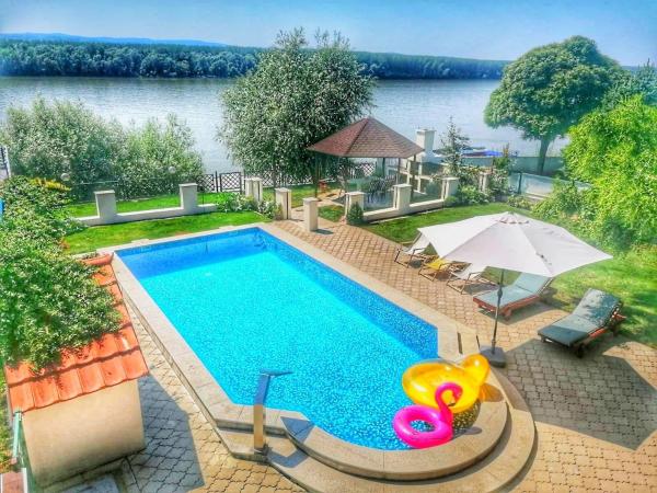 Stunning Danube Villa, Забронировать  Нови-Сад Воеводина