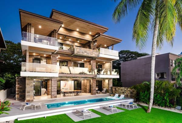 Beachfront Luxury Villa, 2 Pools & Daily Breakfast, Забронировать  Плайя-Фламинго Гуанакасте