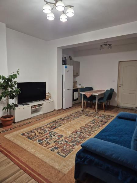 Charming Villa in the Heart of Bucharest, Забронировать  Бухарест Muntenia, рядом с Charles de Gaulle Plaza