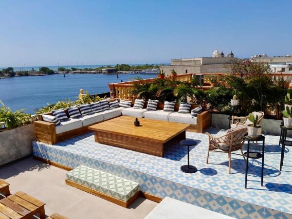 Santa Isabel - Villa de diseño con vistas privilegiadas y piscina, Забронировать  Картахена Боливар, рядом с Custom's Square