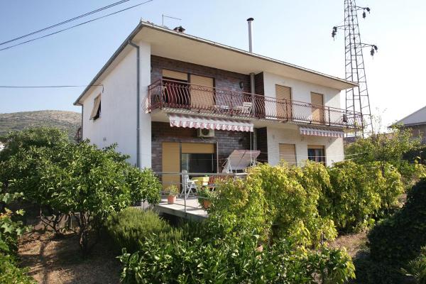 House Peri, Забронировать  Трогир Ciovo Island