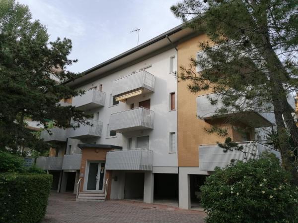Condominio Rosa, Забронировать  Отели Линьяно-Саббьядоро с парковкой, Парковка