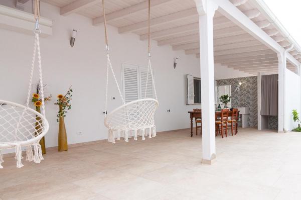 Villa Marisa Holiday Home, Забронировать  Отели Пунта-Прошутто с парковкой, Парковка