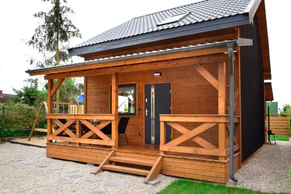 Nadmorskie Klimaty - Domki Całoroczne, Забронировать  Отели Стегна с парковкой, Парковка