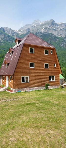 Bujtina ZEMRA TRADITES, Забронировать  Тети Shkoder County