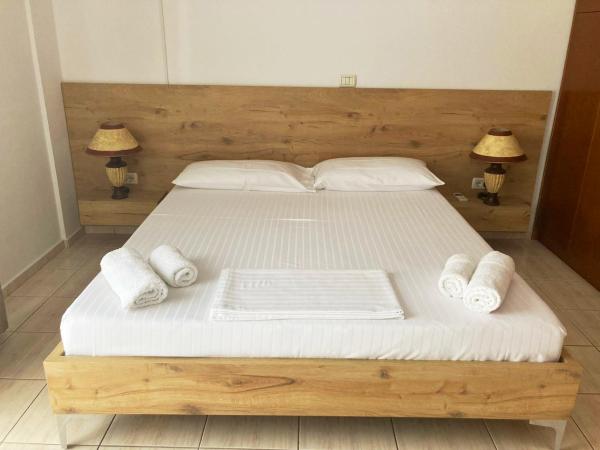 Garden Villa Sarande Apt-6, Забронировать  Саранда Область Влёра