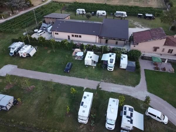 Agricampeggio Oro Verde, Забронировать  Отели Вероны с парковкой, Парковка