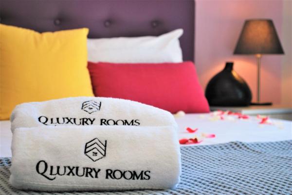 Q Luxury Rooms Paleros, Забронировать  Отели Центральной Эллады с парковкой, Парковка