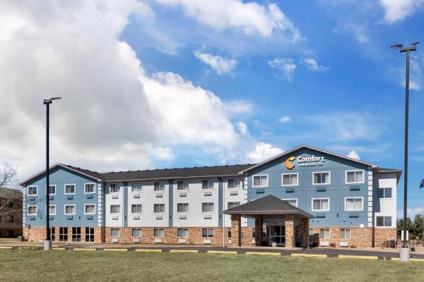 Quality Inn & Suites Wisconsin Dells Downtown - Waterparks Area Newly renovated 2026