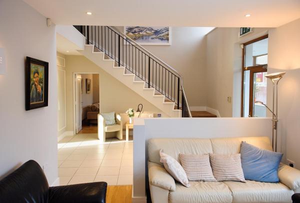 Clifden Coach House, Забронировать  Бизнес-отели Клифден, 4* 5*