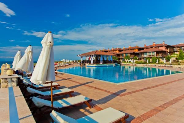 Sozopolis Holiday Village, Забронировать  Отели Созополь с парковкой, Парковка