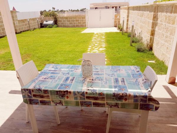 Villa Viola, Забронировать  Отели Porto Cesareo Beaches с парковкой, Парковка