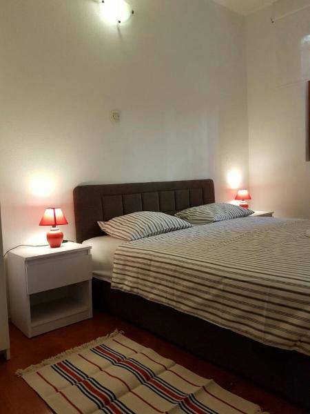 Nautica Apartments, Забронировать Апартаменты/квартира Отели в центре Комижа, в центре