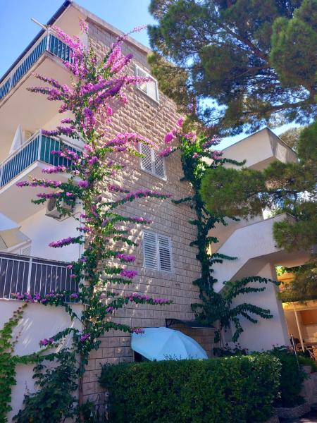 Apartmani Omrčen, Забронировать  Башка-Вода Макарска Ривьера, рядом с Памятник Св. Николаю