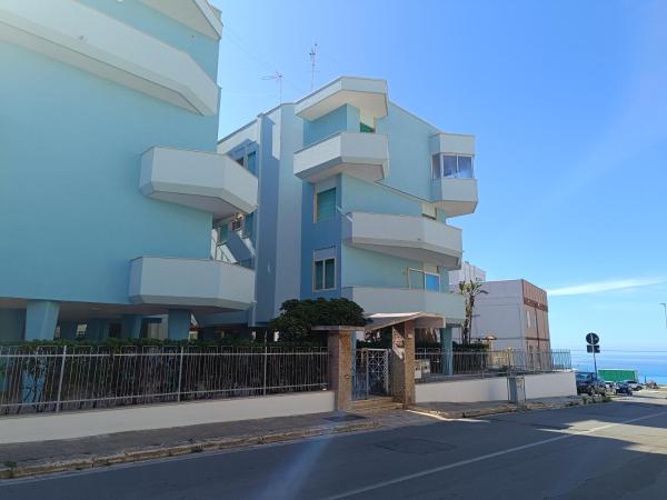 B&B Delfis II, Забронировать  Галлиполи Саленто, рядом с Железнодорожный вокзал Галлиполи