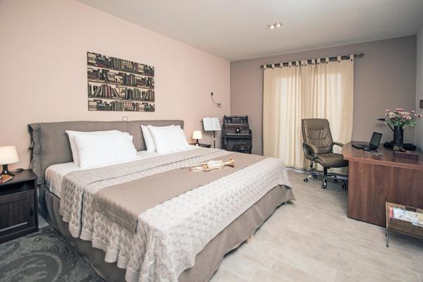 Roof Garden Villa, Забронировать  Гувья Корфу