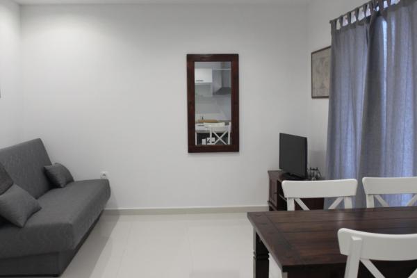 Apartments Helena, Забронировать Апартаменты/квартира Бибинье Задарская жупания, рядом с Пляж Пунта Рожица