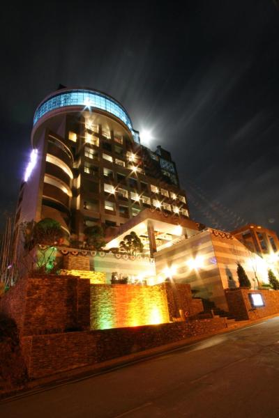 WIZ Hotel, Забронировать  Отели Пхаджу с парковкой, рядом с Аутлет-центр Paju Premium, Парковка