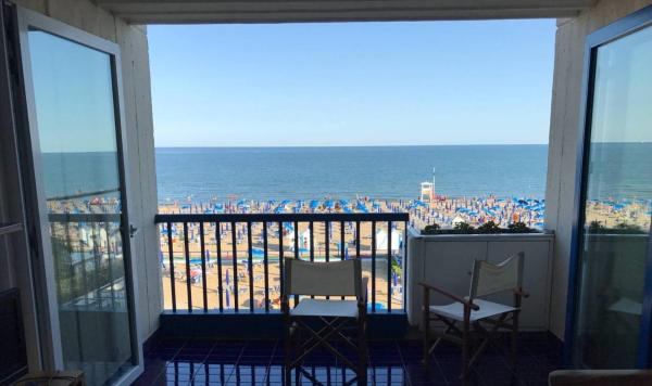 RESIDENCE PENELOPE - WALTERIGATO Apartments SOLO PER FAMIGLIE, Забронировать Апартаменты/квартира Отели Riviera Ovest с бассейном, Бассейн