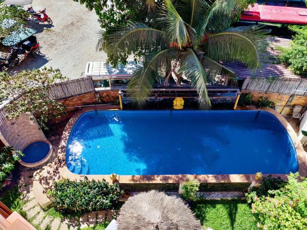 The Cashew Nut Guesthouse