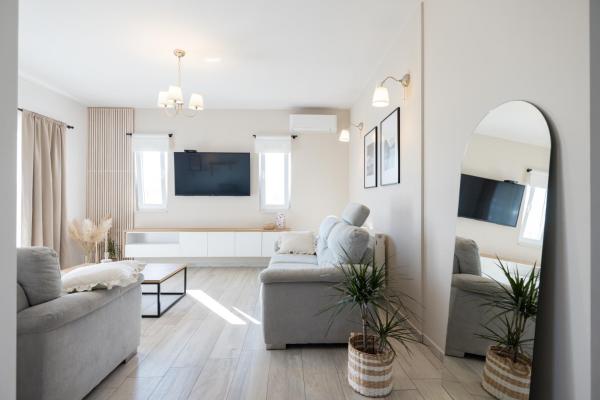 Villa Coleum - with pool and hot tub, Забронировать  Польица Задарская жупания