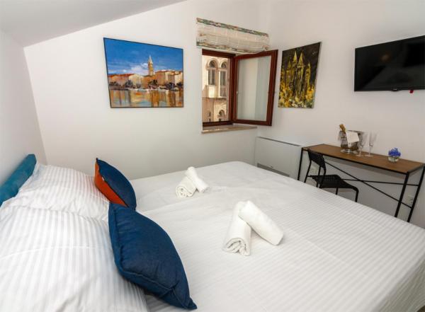 B&B Rooms Old Town Rab, Забронировать  Раб остров Раб