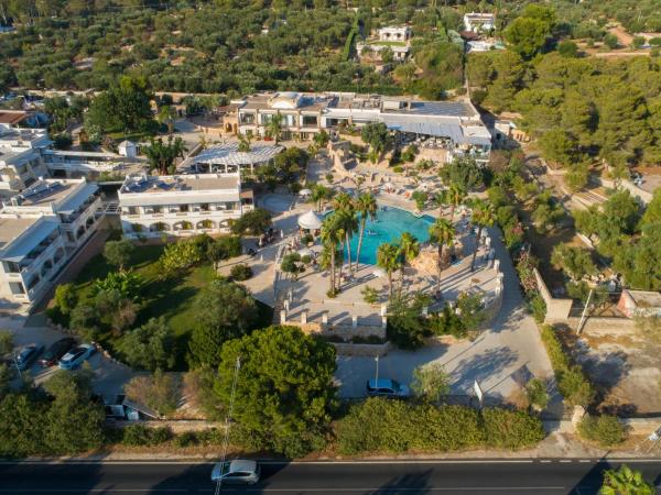 Eden Resort Country, Забронировать  Отели Торре-Сан-Джованни-Удженто 4 звезды, 4*