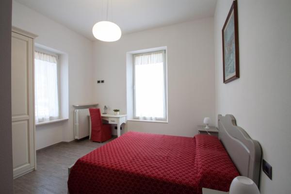Palazzo di Primavera Guest House, Забронировать  Каприно-Веронезе Garda Veneto