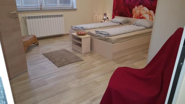 Rosa Bed and Breakfast, Забронировать  Podgorje Помурье