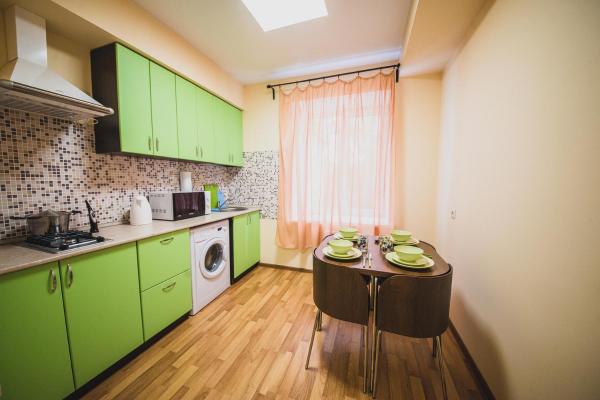 Квартира Классика на Проспекте Культуры, 11, Забронировать Апартаменты/квартира Апартаменты Омска, Апартаменты/квартира