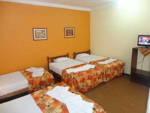 Hostal Intikahuarina B&B