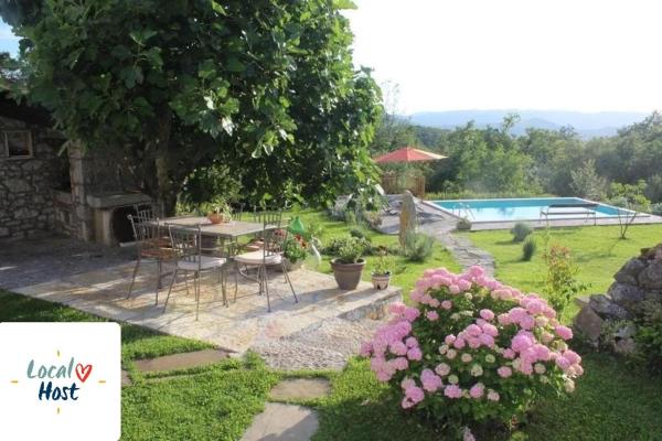 Villa Mavrici, Nature Paradise with pool, Забронировать  Бузет Central Istria
