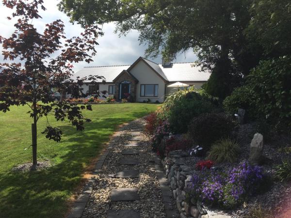 Farmstead Lodge B&B, Забронировать  Отели Бофорта с парковкой, Парковка