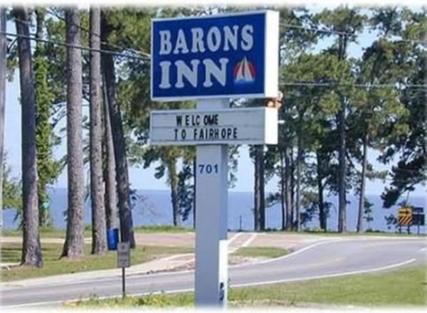 Magnolia Beach Inn - Fairhope, Забронировать  Фэрхоп штат Алабама
