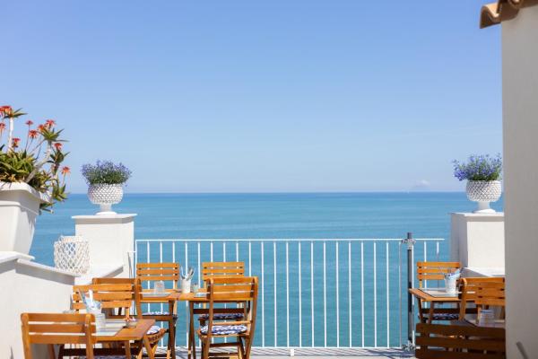 Casanova Rooms and Apartment to Rent, Забронировать Апартаменты/квартира Чефалу Madonie Regional Natural Park