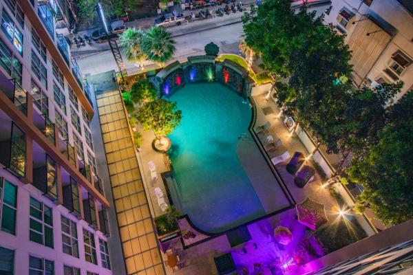 Dwija Hotel & Suite