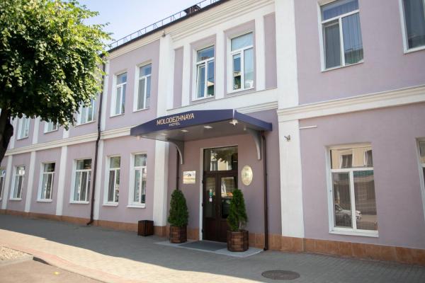 Гостиница Молодежная